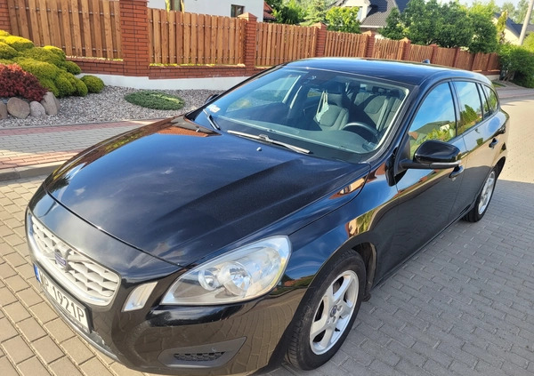 Volvo V60 cena 27900 przebieg: 289000, rok produkcji 2012 z Łęczyca małe 254